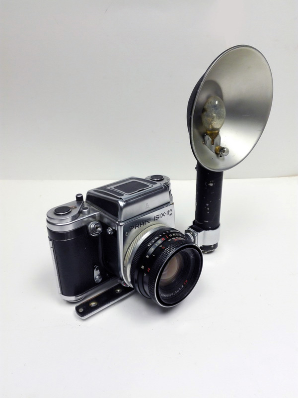 camara fotografia reflex praktisix iia 6x6 +flash burbuja func 13-25.5x16-26x12 1u